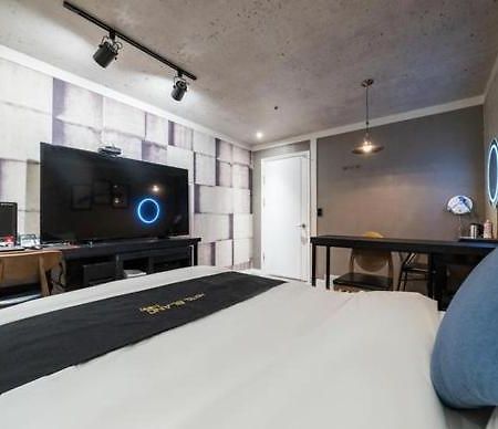Ilsan Blanc Motel Kōyō Eksteriør billede