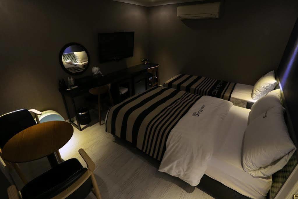 Ilsan Blanc Motel Kōyō Eksteriør billede